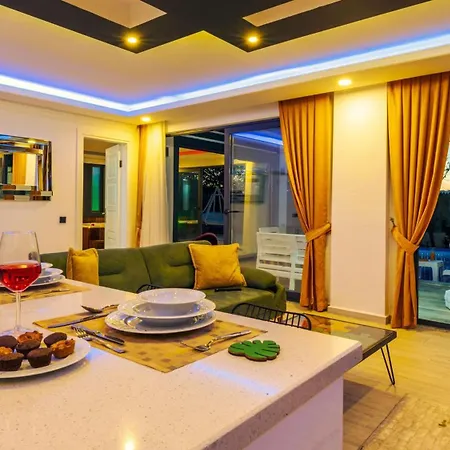 Yagmur Uezuemlue Villa