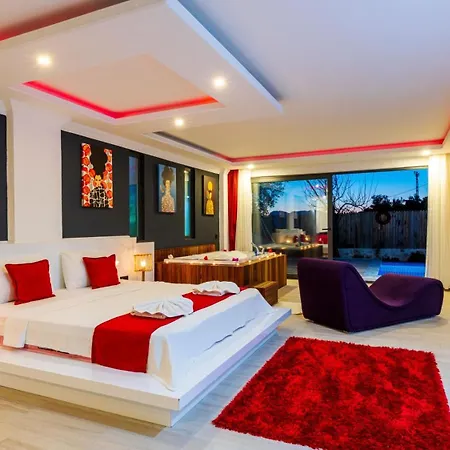 فيلة Yagmur Uezuemlue كاس