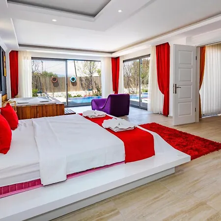 Yagmur Uezuemlue كاس